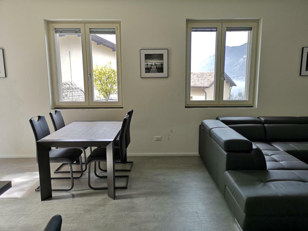Casa Consolati Apartment เบรนโซเน ซูล การ์ดา ภายนอก รูปภาพ